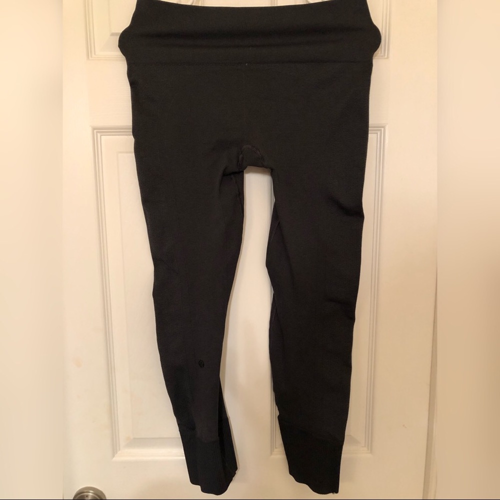Lululemon ebb and flow legging